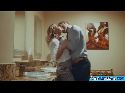 ❤️ Kad te prsata plavuša zavede u javnom zahodu ❤️ Kvalitetna pornografija kod nas hr.assistirhentai.ru ❌